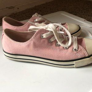Converse Chuck Taylor All Star Dainty OX
